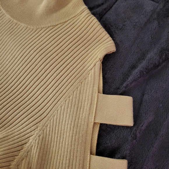 Fashion 2 Figure: Mustard SEXY Bodycon Long Sleeve Dress: New Never Worn - Picture 6 of 9